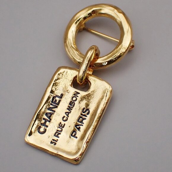 CHANEL Logo 31 Rue Cambon Plate Pin Brooch Gold GHW 38RL393 - Picture 1 of 10